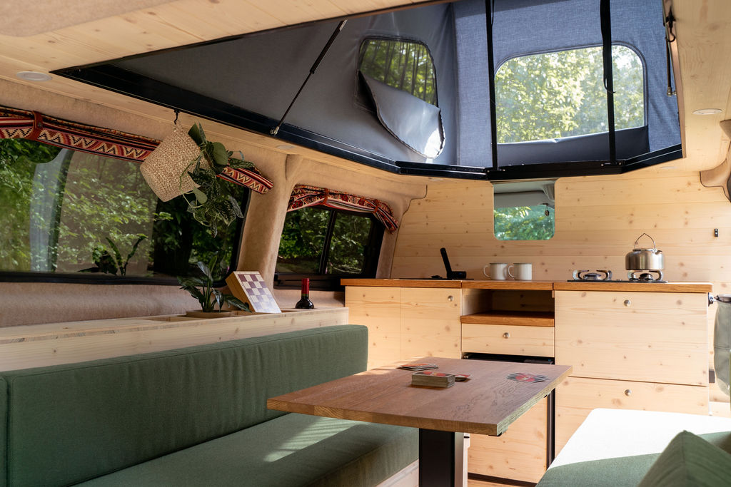 Custom Camper, Manon's Droomcamper op maat gebouwd door Vanlife Platform